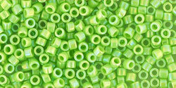 Бисер TOHO Treasure [404] Lime Green Opaque Rainbow